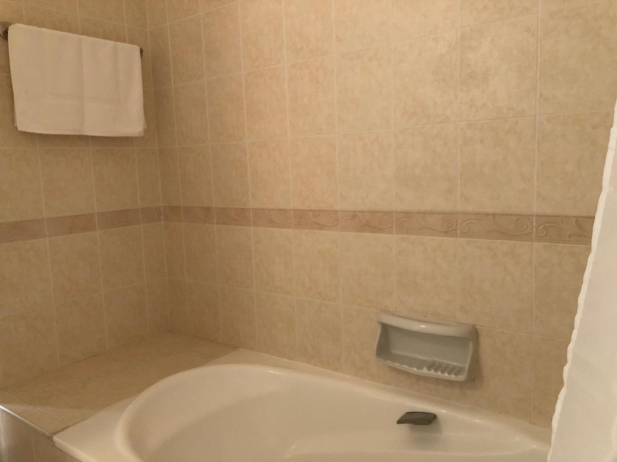 Limnaria Gardens - 1 Bedroom, Sunny Apartment With Stunning Pool Views Paphos Buitenkant foto