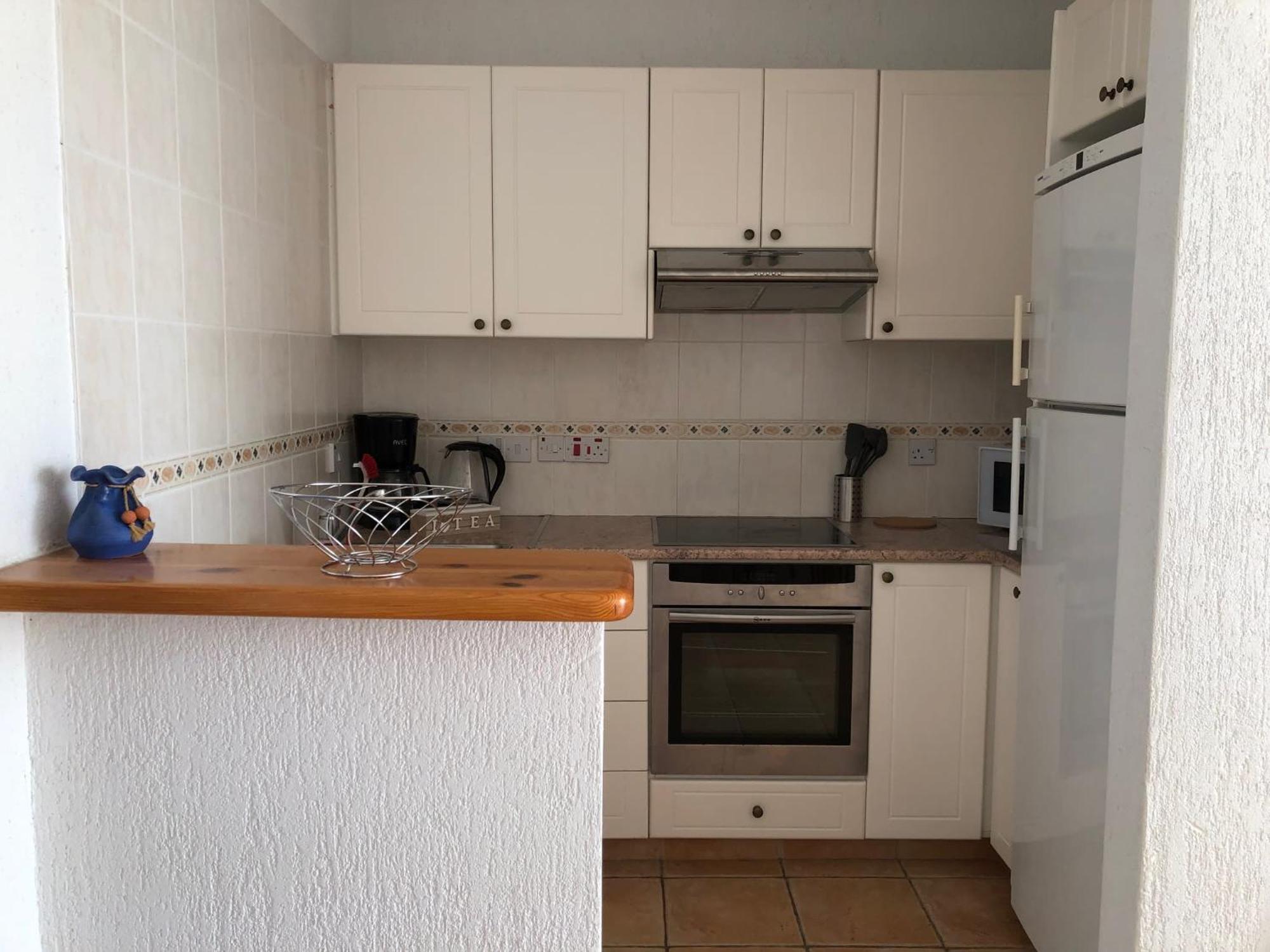 Limnaria Gardens - 1 Bedroom, Sunny Apartment With Stunning Pool Views Paphos Buitenkant foto