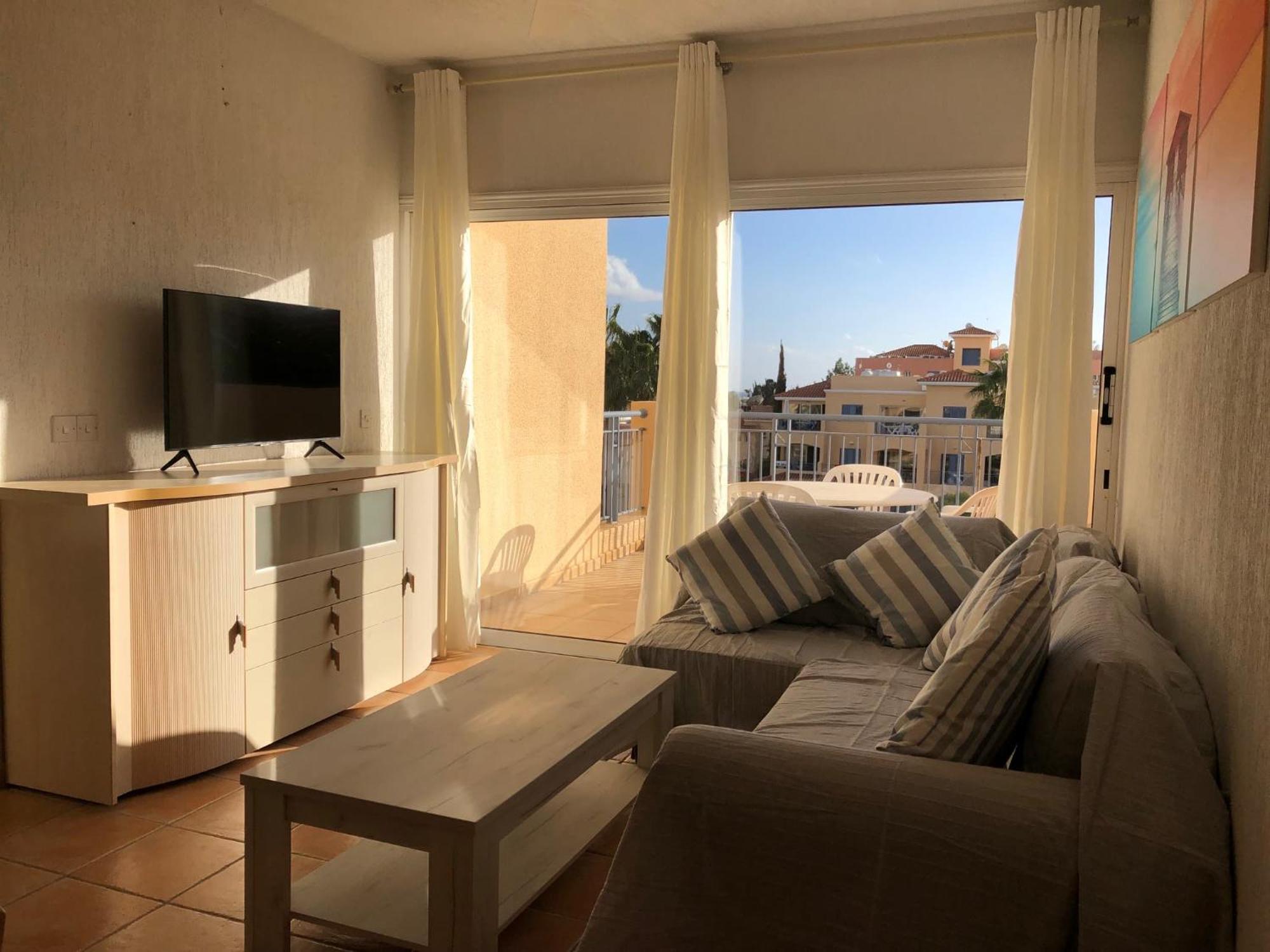 Limnaria Gardens - 1 Bedroom, Sunny Apartment With Stunning Pool Views Paphos Buitenkant foto